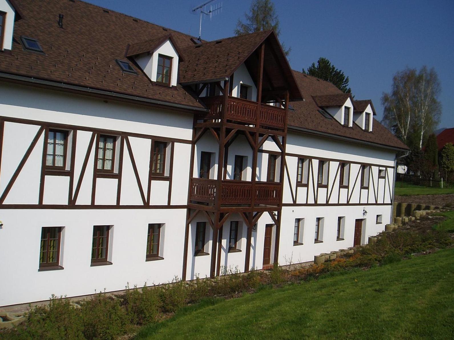 Restaurace A Penzion Ceska Hospoda Hermanice  Екстер'єр фото