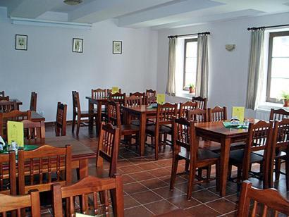 Restaurace A Penzion Ceska Hospoda Hermanice  Екстер'єр фото
